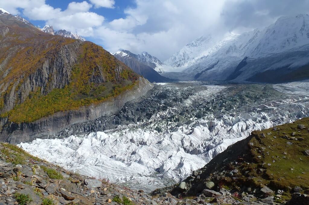 rakaposhi base camp trek