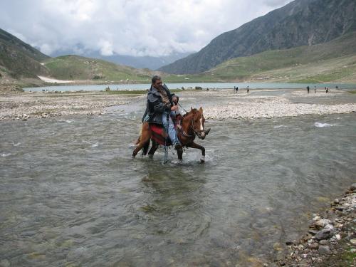 naran kaghan shogran tour