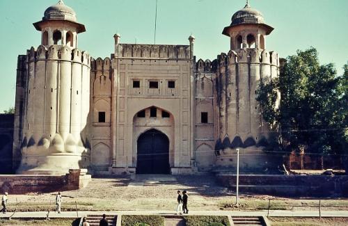 southern pakistan journey through the indus valley